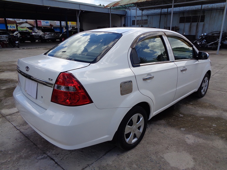 Daewoo Gentra SX 2011 - Bán xe Daewoo Gentra SX năm sản xuất 2011, màu trắng