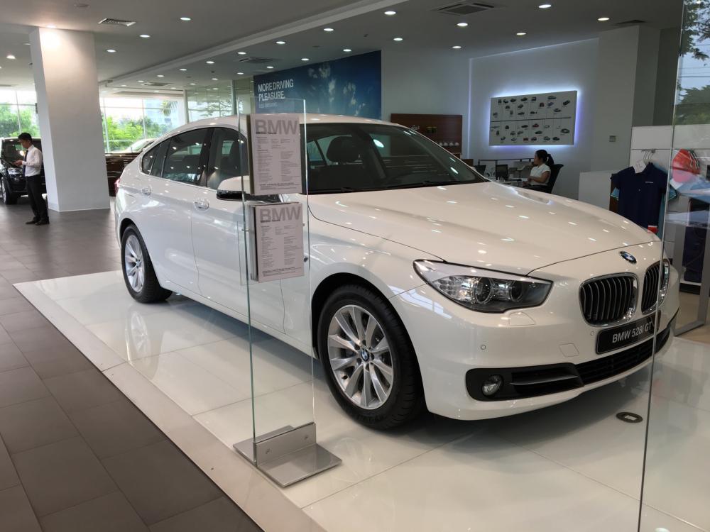 BMW 528i Mới  5  GT 2018 - Xe Mới BMW 5 528i GT 2018