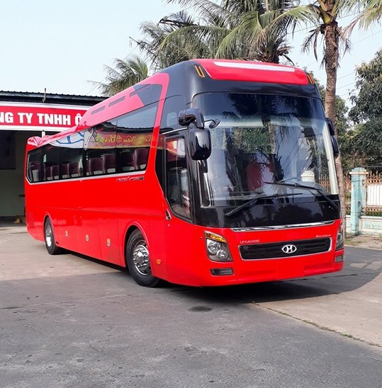 Hino UNIVERSE K47 2018 - Bán xe ô tô khách Hồng Hà, xe ô tô khách 47 chỗ đời 2018. Xe khách máy Hino