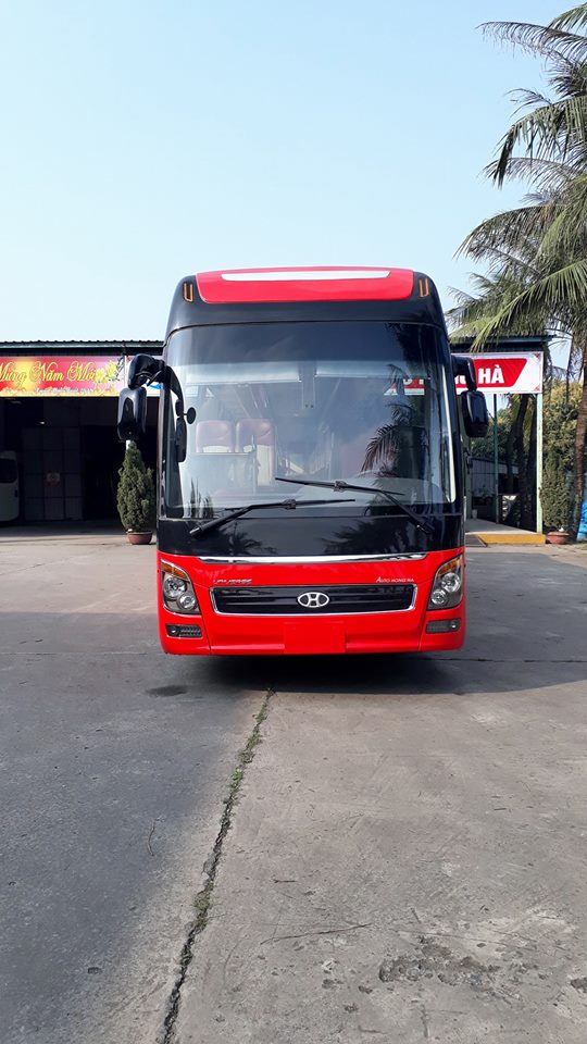 Hino UNIVERSE K47 2018 - Bán xe ô tô khách Hồng Hà, xe ô tô khách 47 chỗ đời 2018. Xe khách máy Hino