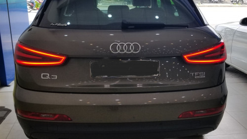 Audi Q3   AT  2014 - Cần bán Audi Q3 AT đời 2014, màu xám, nhập khẩu nguyên chiếc