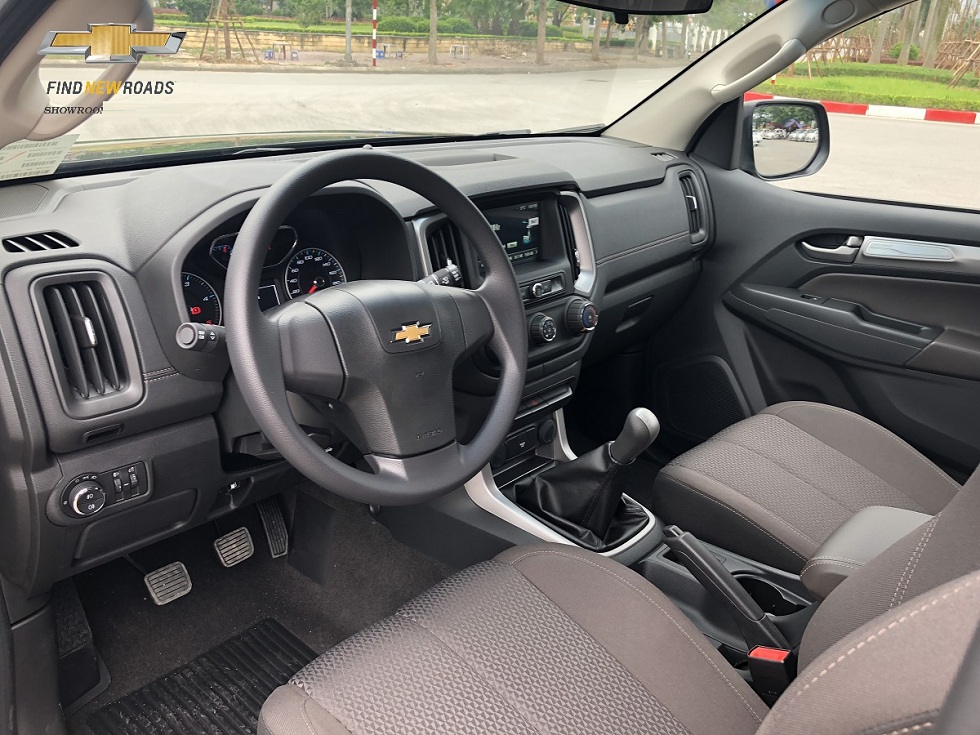 Chevrolet Trail Blazer LT 2018 - Cần bán xe Chevrolet Trailblazer số tự động, xe nhập, chỉ cần 200 triệu có ngay xe lăn bánh