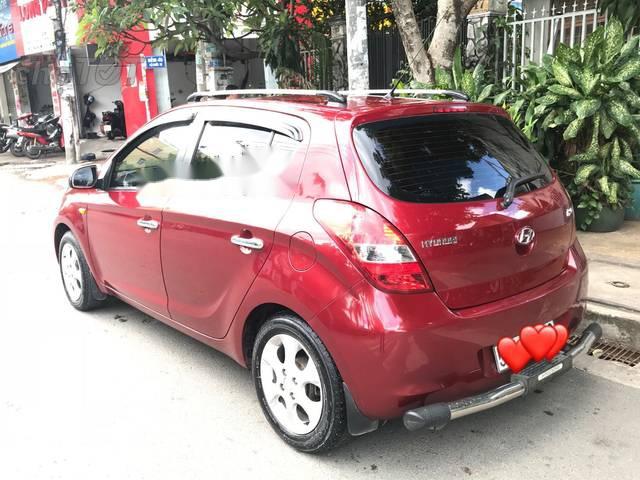 Hyundai i20 2011 - Cần bán Hyundai i20 năm sản xuất 2011, màu đỏ, nhập khẩu nguyên chiếc xe gia đình