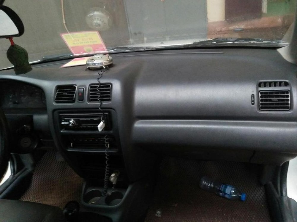 Mazda 1200 1997 - Cần bán Mazda 1200 năm 1997, màu trắng, nhập khẩu nguyên chiếc