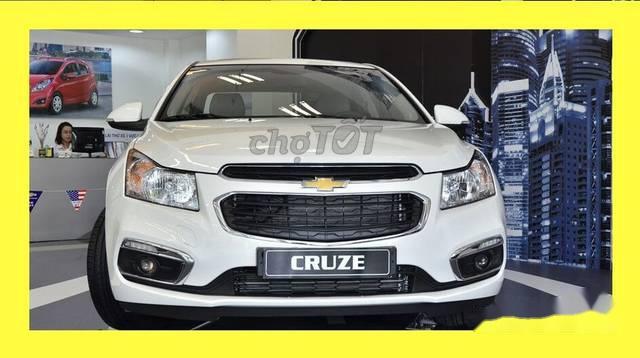 Chevrolet Cruze 2018 - Bán ô tô Chevrolet Cruze 2018, màu trắng, giá tốt