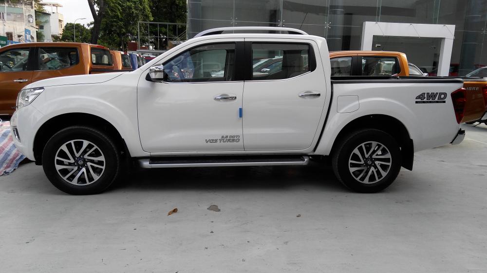 Nissan Navara  VL  2018 - Bán xe Nissan Navara VL trắng 2 cầu tự động. LH ngay: 0906.08.5251- Mr Hùng để được tư vấn với giá tốt nhất