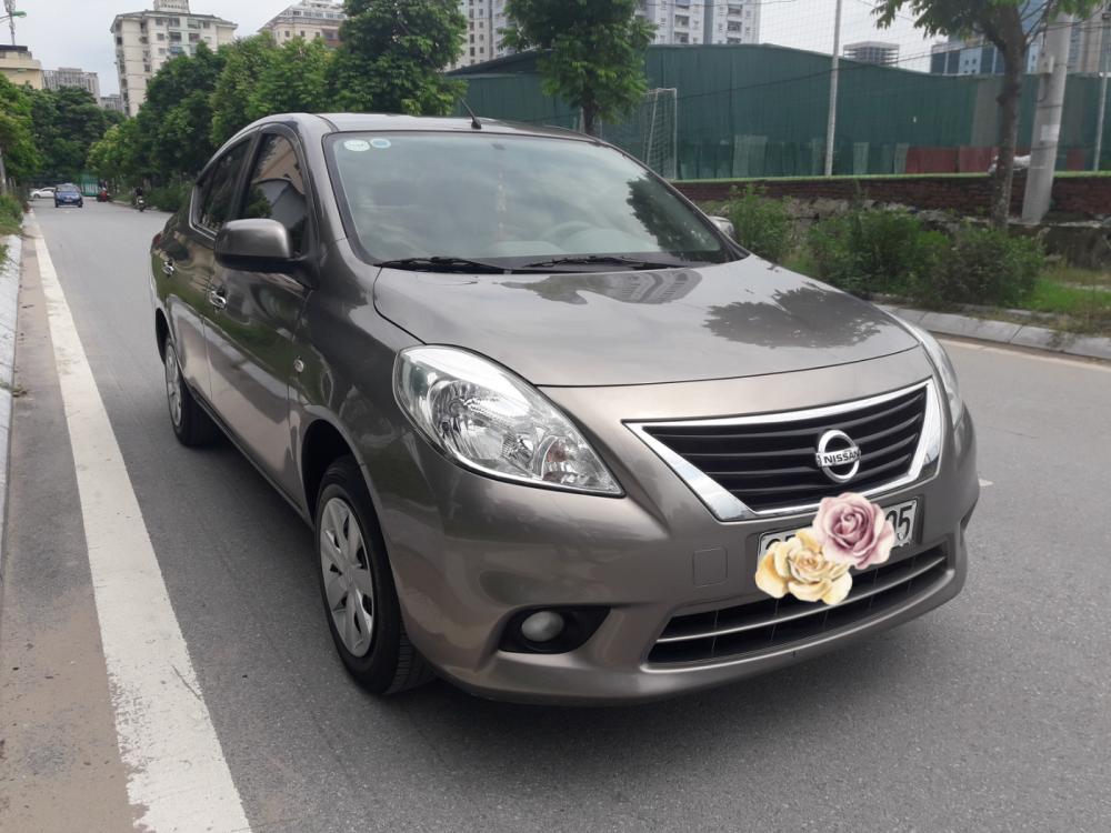 Nissan Sunny XL 2016 - Cần bán xe Nissan Sunny XL năm sản xuất 2016, màu xám (ghi)