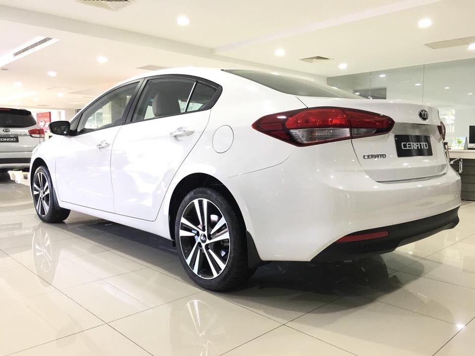 Kia Cerato 1.6 SMT 2018 - HOT! Kia Cerato 2018 Sedan phân khúc C giá chỉ 499tr 