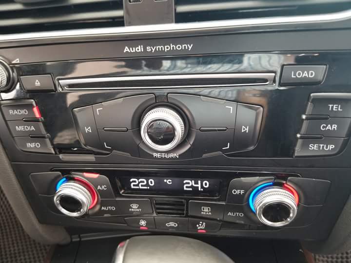Audi A5 2014 - Bán xe Audi A5 sản xuất 2014, màu trắng, xe nhập