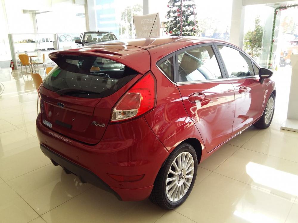 Ford Fiesta 1.5 AT 2018 - Bán xe Ford Fiesta 1.5 AT màu đỏ