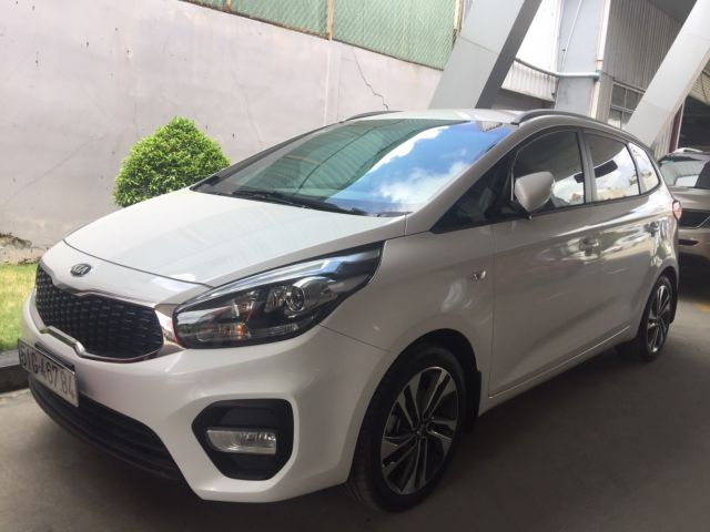 Kia Rondo   GMT 2018 - Bán Kia Rondo GMT 2018, trả trước 200tr, vay tối đa 90%