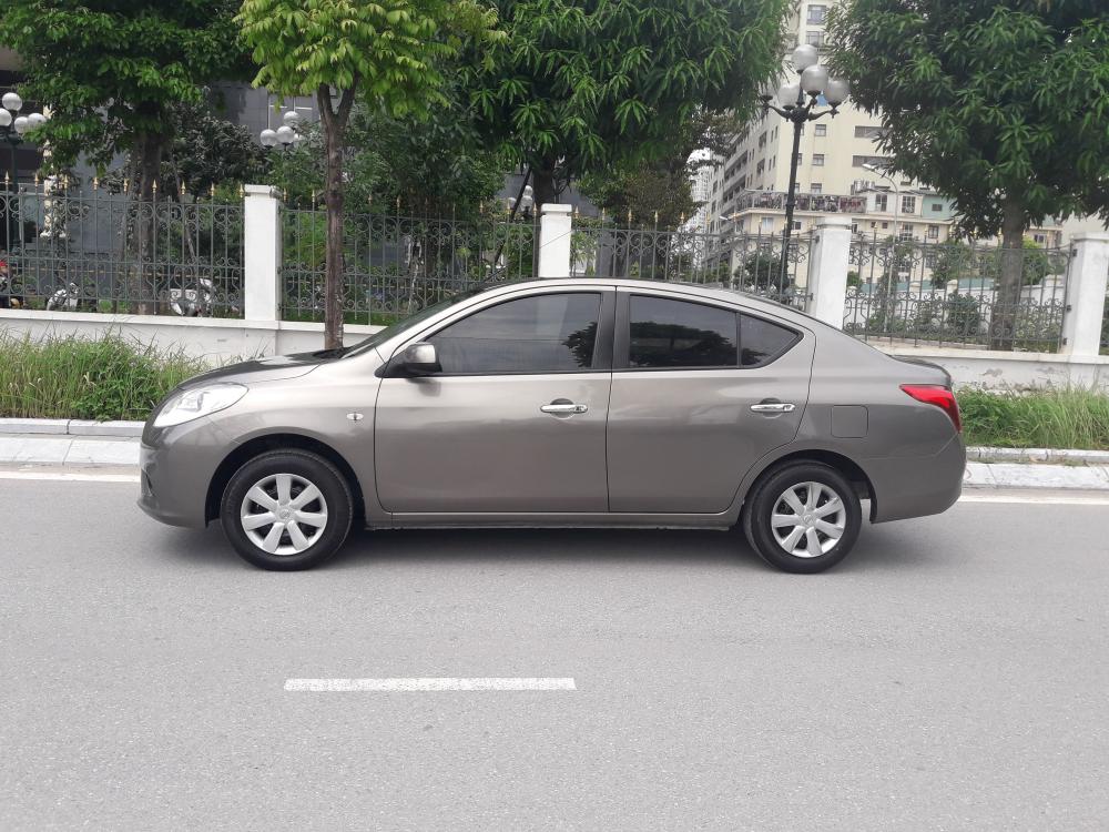 Nissan Sunny XL 2016 - Cần bán xe Nissan Sunny XL năm sản xuất 2016, màu xám (ghi)