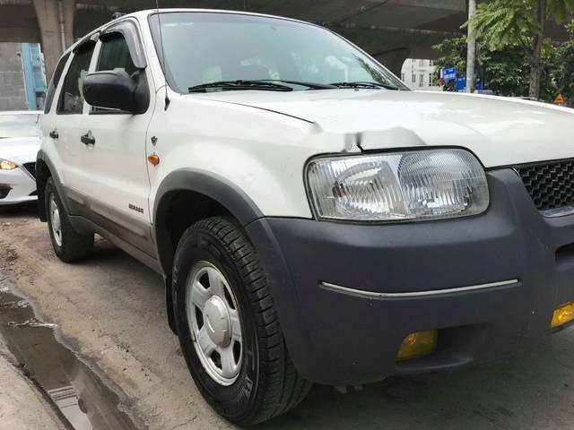 Ford Escape   AT XLT 3.0   2002 - Bán xe Ford Escape AT XLT 3.0 2002, 2 cầu điện 4x4 màu trắng