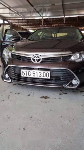 Toyota Camry  2.0E  2017 - Bán Toyota Camry 2.0E năm sản xuất 2017, màu đỏ, 980 triệu