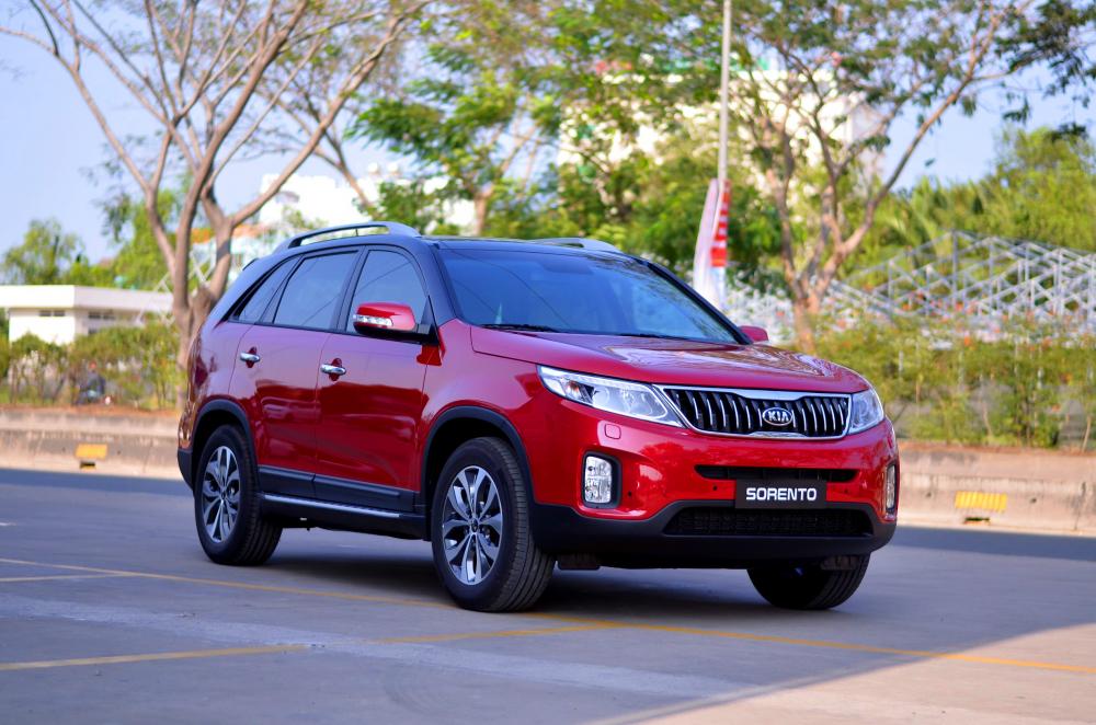 Kia Sorento GAT 2018 - HOT! Kia Sorento 2018 – SUV 7 chỗ đáng mua nhất giá chỉ 799tr