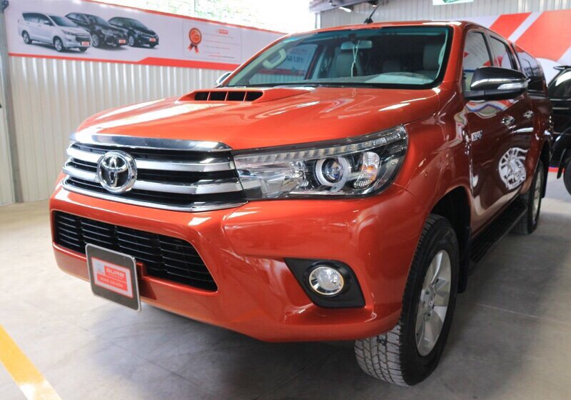 Toyota Hilux 3.0 4x4 AT 2016 - Cần bán xe Toyota Hilux 3.0 4x4 AT sản xuất 2016, nhập khẩu