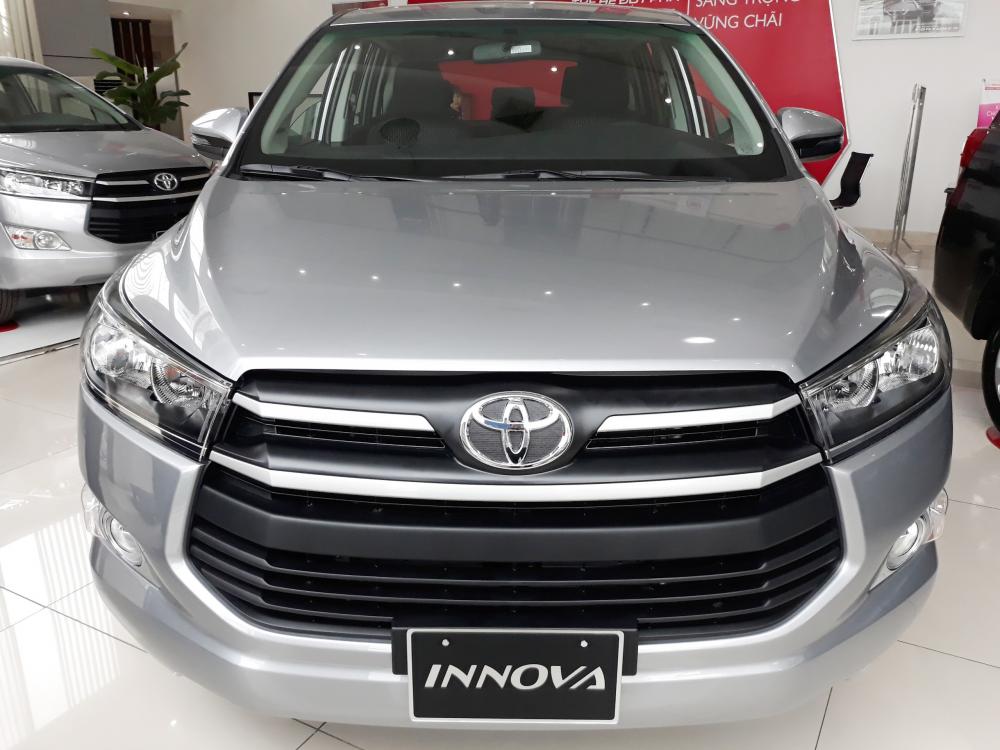 Toyota Innova 2.0E 2018 - Bán Toyota Innova 2.0E 2018. Khuyến mãi tối đa