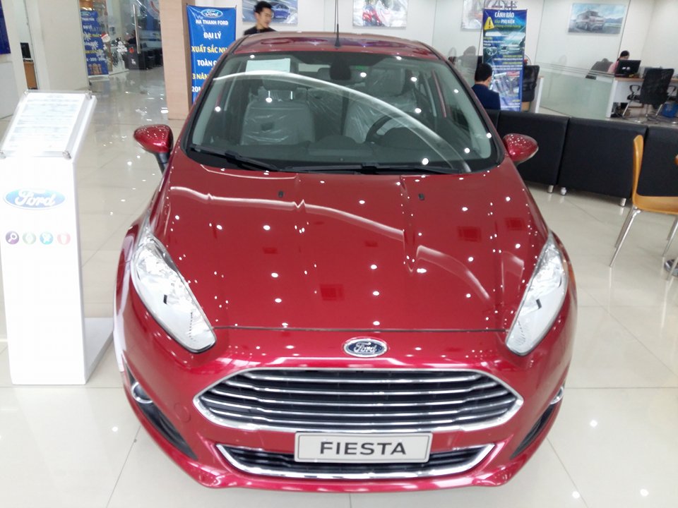 Ford Fiesta 1.5 AT 2018 - Bán xe Ford Fiesta 1.5 AT màu đỏ