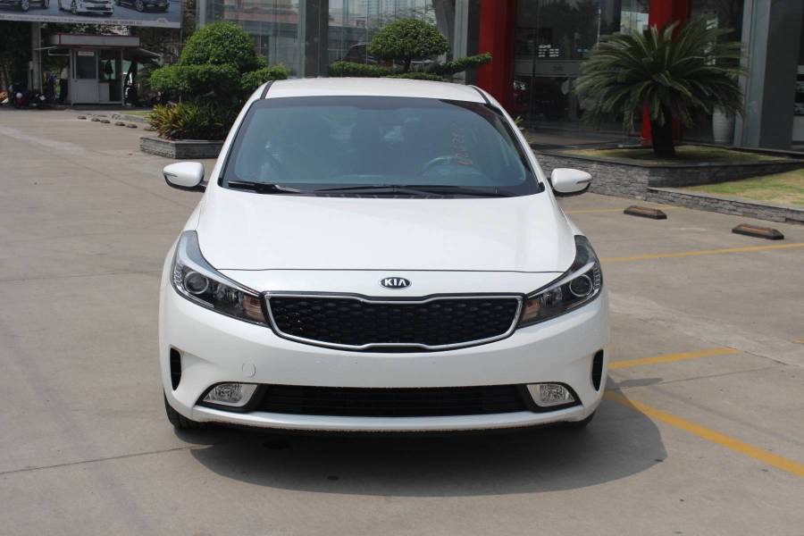 Kia Cerato 2018 - Kia Đắk Lắk bán Kia Cerato 2018, mới 100%, 200 triệu giao xe ngay, nhiều ưu đãi hấp dẫn