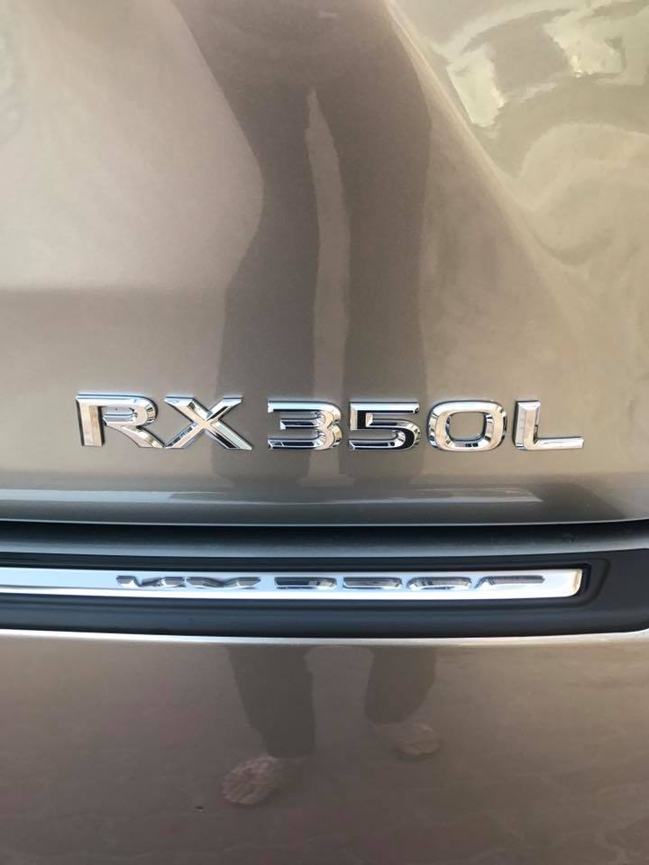 Lexus RX 350L 2018 - Bán Lexus RX 350L USA bản 07 chỗ siêu hiếm với màu kịch độc