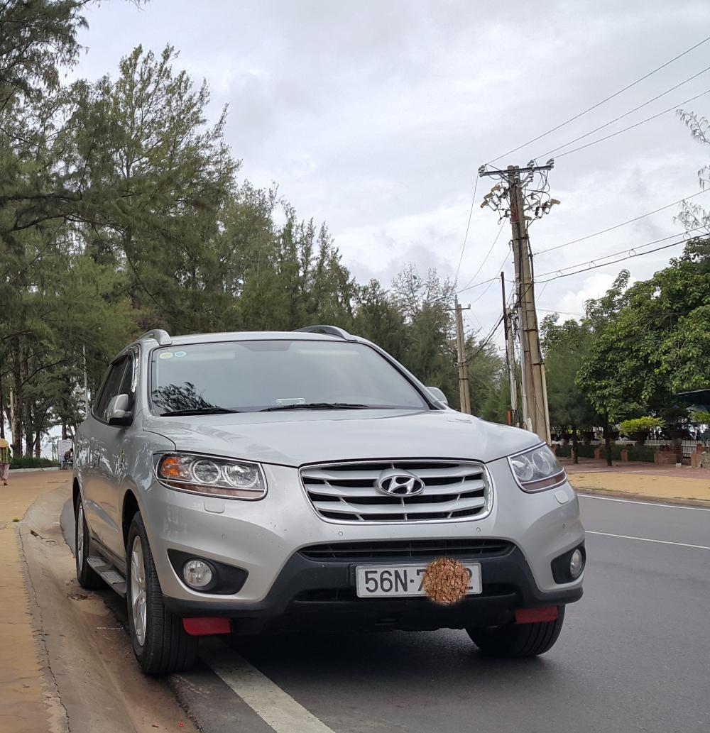 Hyundai Santa Fe SLX 2.0 2WD 2010 - Bán Hyundai Santa Fe SLX 2.0 diezel Full option đời 2010, màu bạc, nhập khẩu, giá tốt