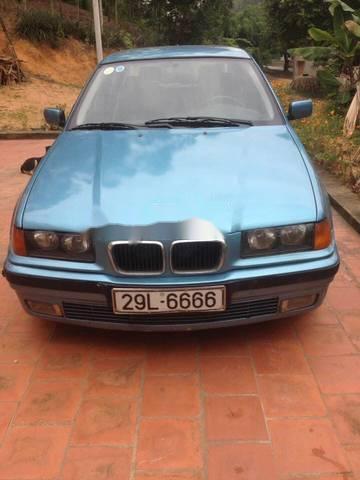 BMW 3 Series  320i 1998 - Bán xe BMW 3 Series 320i đời 1998, màu xanh lam, 200 triệu