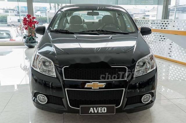 Chevrolet Aveo   LT 2018 - Bán ô tô Chevrolet Aveo LT sản xuất năm 2018, màu đen