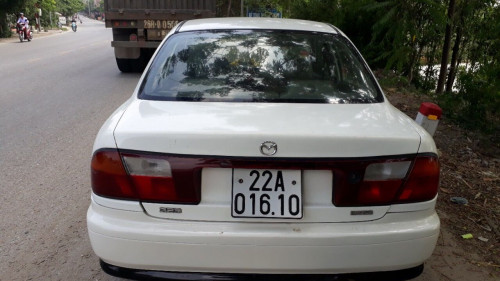 Mazda 2  MT  2000 - Bán Mazda 2 MT đời 2000, màu trắng như mới 