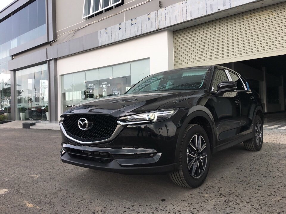 Mazda CX 5 2.5L AWD 2018 - Bán Mazda CX 5 2.5L AWD năm sản xuất 2018, màu đen, giá chỉ 899 triệu