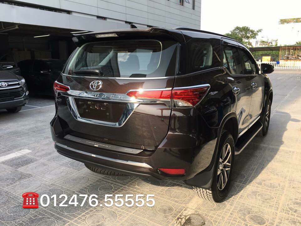 Toyota Fortuner 2.7 2018 - Nhận đặt xe Fortuner 4x2 máy dầu số tự động 2018. Lh: 012476.55555.