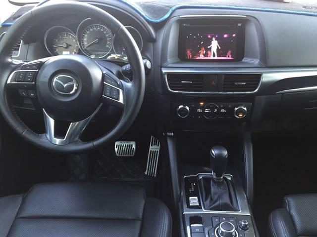 Mazda CX 5 2.5 Facelift 2016 - Cần bán gấp Mazda CX 5 2.5 Facelift đời 2016, màu đen