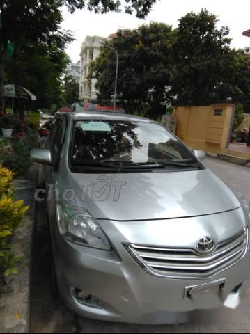 Toyota Vios 2010 - Bán Toyota Vios 2010, màu bạc, giá chỉ 258 triệu