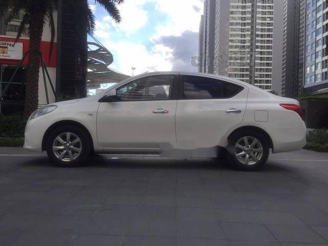 Nissan Sunny XV 1.5 AT 2015 - Cần bán xe Nissan Sunny XV 1.5 AT sản xuất 2015, màu trắng chính chủ