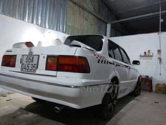 Honda Civic   1982 - Cần bán lại xe Honda Civic sản xuất năm 1982, màu trắng, giá tốt