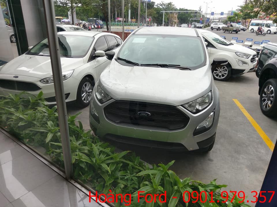 Ford EcoSport 2018 - Ford Ecosport Ambiente, số sàn, màu bạc, giảm giá sốc liên hệ 0901.979.357 - Hoàng