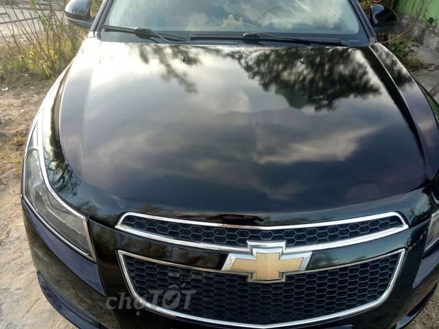 Chevrolet Cruze 2010 - Cần bán lại xe Chevrolet Cruze đời 2010, màu đen  