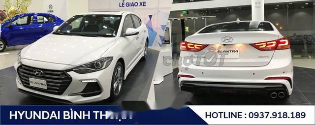 Hyundai Elantra  Sport 2018 - Bán Hyundai Elantra Sport năm 2018, màu trắng