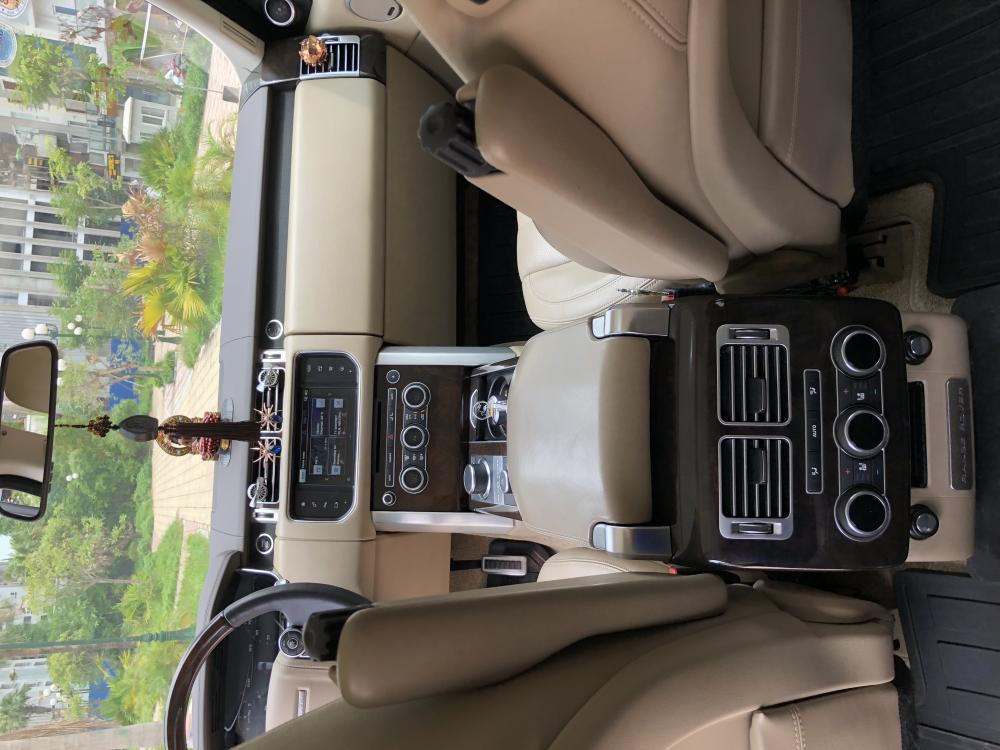 LandRover HSE  2018 - Bán xe LandRover Range Rover HSE năm 2018, màu xanh lục, nhập khẩu