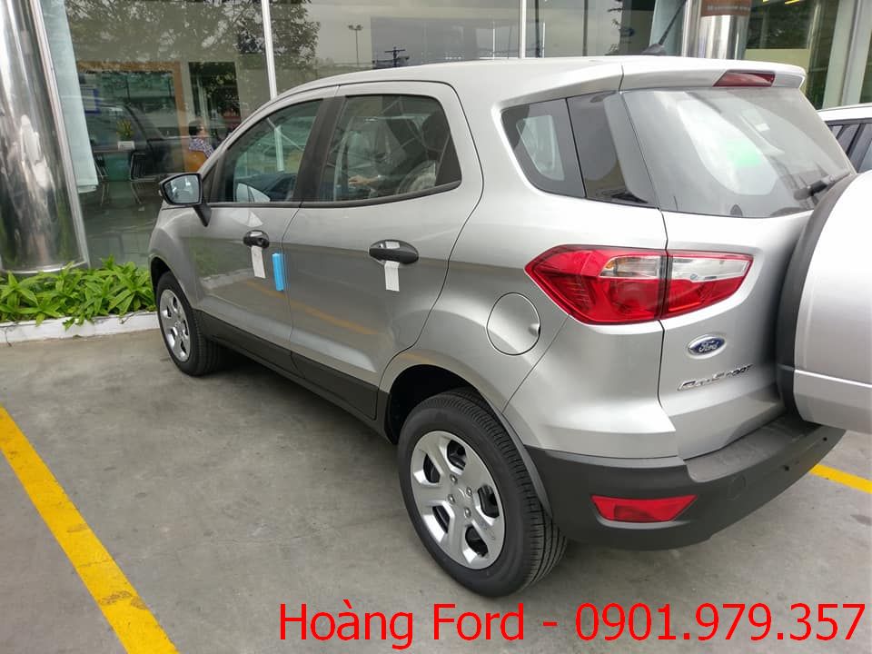 Ford EcoSport 2018 - Ford Ecosport Ambiente, số sàn, màu bạc, giảm giá sốc liên hệ 0901.979.357 - Hoàng