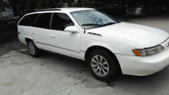 Ford Taurus 1995 - Bán Ford Taurus sản xuất 1995, màu trắng xe gia đình