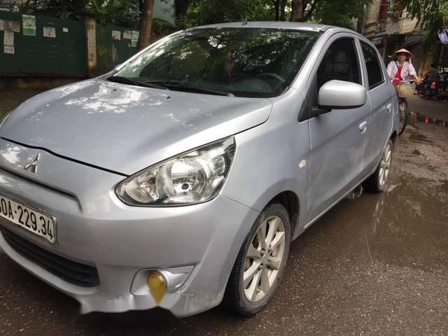 Mitsubishi Mirage MT 2014 - Bán Mitsubishi Mirage MT năm sản xuất 2014, xe gia đình sử dụng đi ít