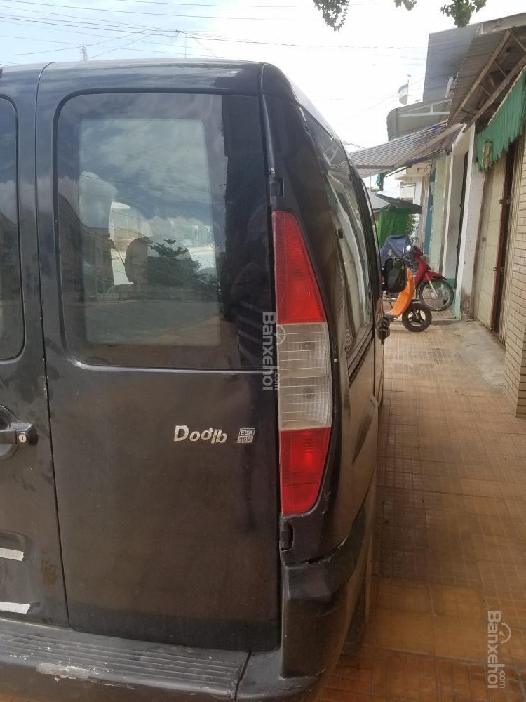 Fiat Doblo LX 2004 - Bán Fiat Doblo LX năm sản xuất 2004, màu đen, xe nhập