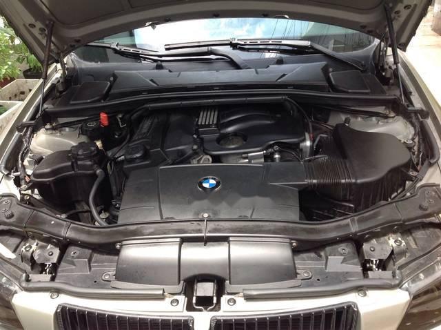 BMW 3 Series  320i  2007 - Bán BMW 3 Series 320i năm 2007, màu vàng, nhập Đức