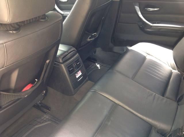 BMW 3 Series  320i  2007 - Bán BMW 3 Series 320i năm 2007, màu vàng, nhập Đức