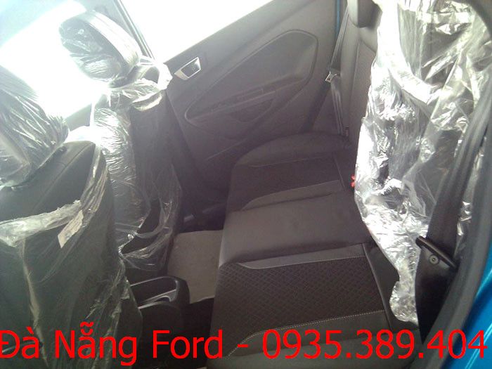 Ford Fiesta 2018 - Duy nhất hôm nay Ford Fiesta giá 499 triệu đồng - Gọi ngay 0935.389.404