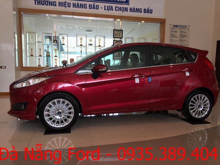 Ford Fiesta 2018 - Duy nhất hôm nay, Ford Fiesta màu đỏ, giảm giá chỉ còn 499 - Gọi ngay 0935.389.404