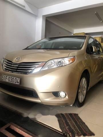 Toyota Sienna 2015 - Bán Toyota Sienna năm 2015 chính chủ