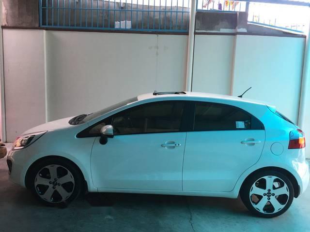 Kia Rio 2012 - Bán xe Kia Rio 2012, màu trắng, giá chỉ 418 triệu