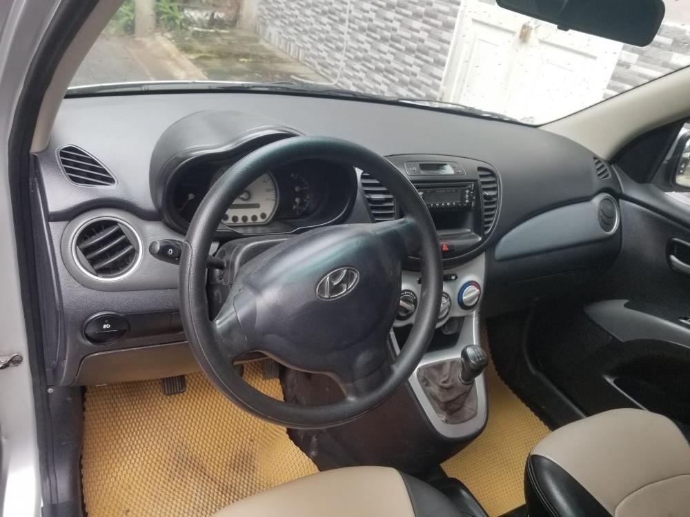 Hyundai i10 2008 - Bán xe Hyundai i10 đời 2008, màu bạc, xe nhập