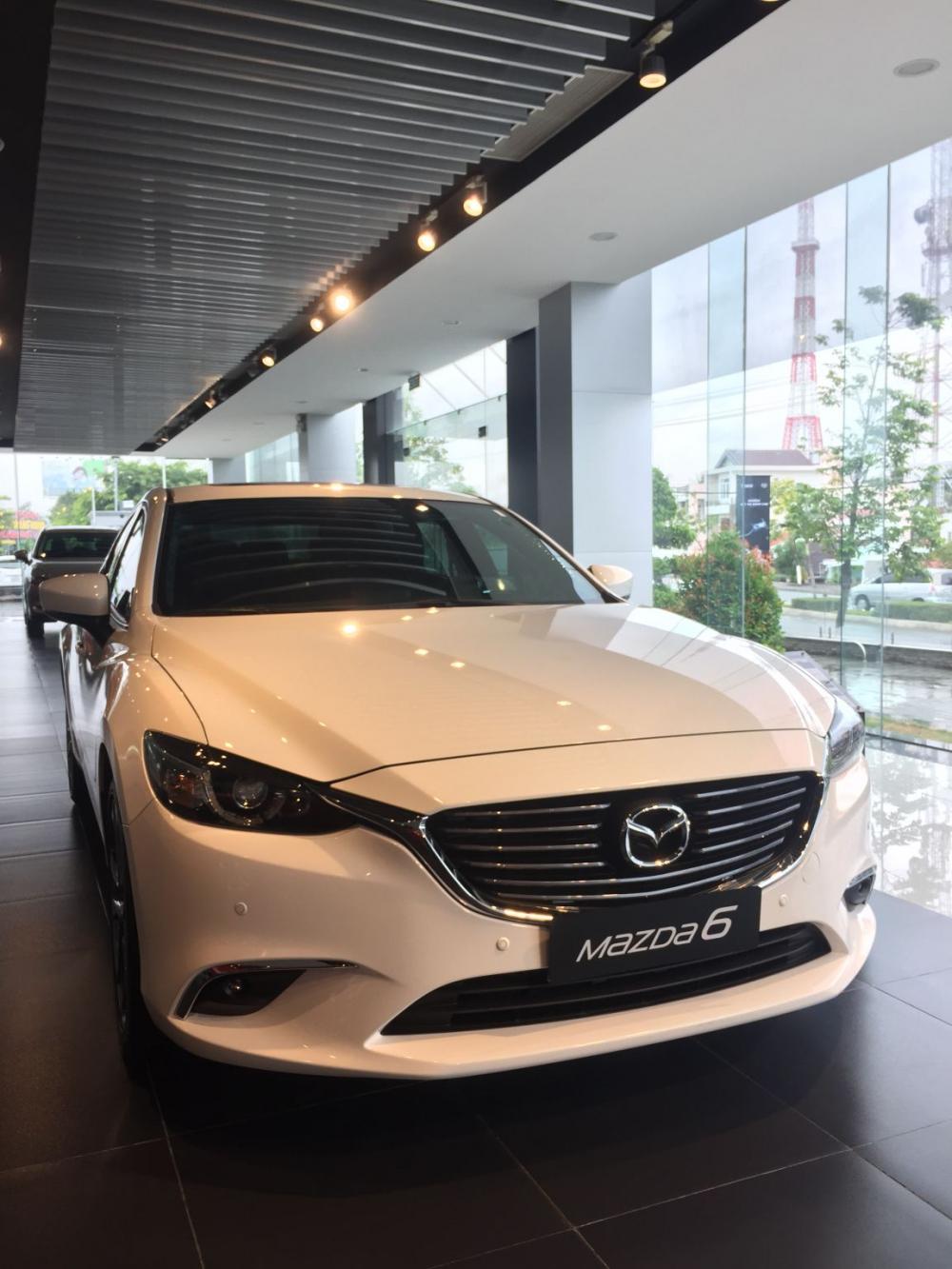 Mazda 6 2.0 Premium F/L 2018 - Nha Trang bán xe Mazda 6 2.0 PRE F/L đủ màu, giao ngay 0938.807.843